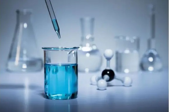Laboratory Beakers - High Quality Glass and Plastic Beakers Variety of laboratory beakers including glass and plastic options at Dawn Scientific