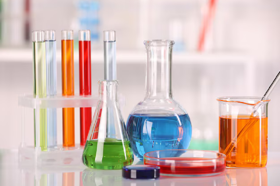 High-purity certified liquid standards for laboratory calibration