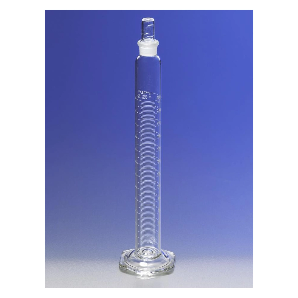 PYREX 500mL Single Metric Scale Cylinder, Standard Taper Stopper, White Graduations, TC
