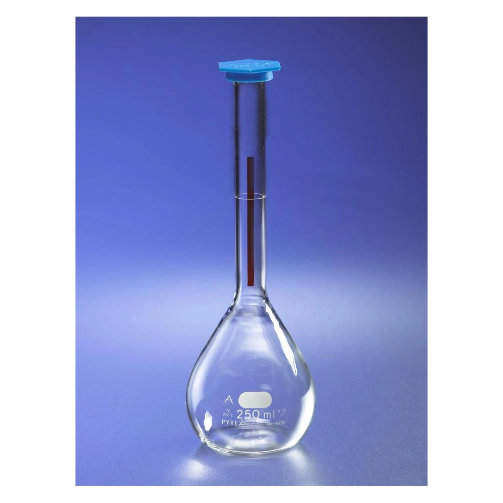 PYREX 500mL Class A Lifetime Red Volumetric Flask with Polyethylene Snap-Cap
