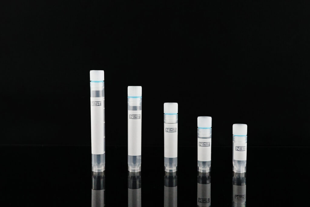 5.0ml Cryogenic Vial, Self-Standing, Internal Thread, sterile 50/pk, 250/