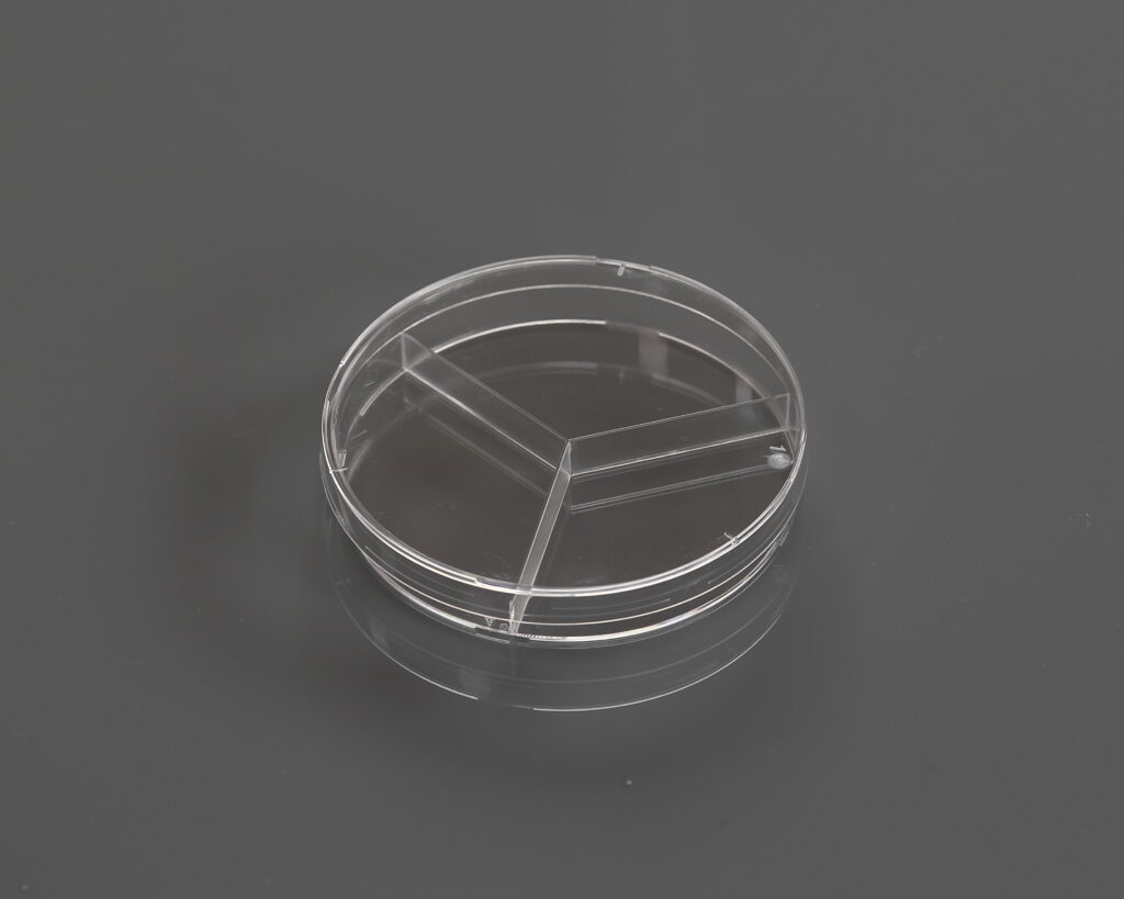 100 x 15 mm Petri Dish, Y-Plate (3-section), stackable, sterile, 20/pk, 5