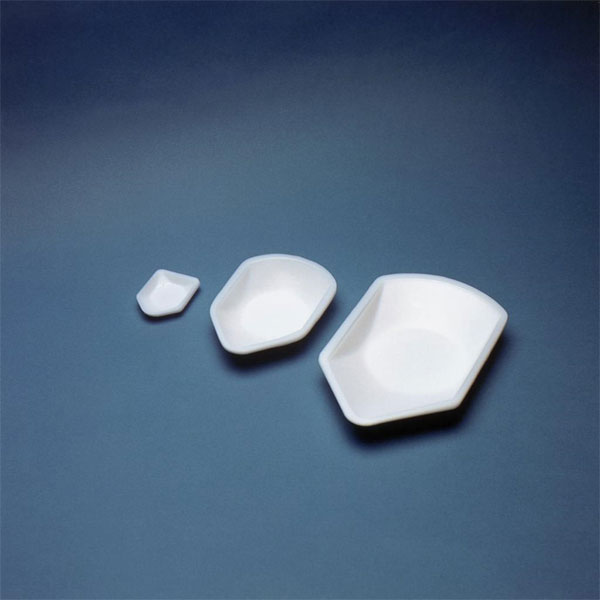 POUR BOAT WEIGHING DISHES POLYSTYRENE, ANTI-STATIC, NATURAL (Cap 20ml) - 2-1/4"l x 1-3/4"w x 5/16"d, 2000/Case