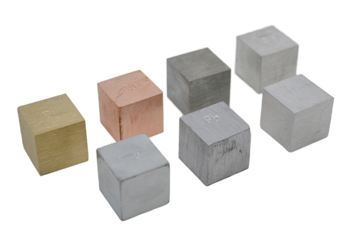 Density Cubes Set - Includes 7 Metals - Brass, Lead, Iron, Copper, Aluminum, Zinc & Tin - 0.8" (20mm) Sides - For use with Density, Specific Gravity Activities